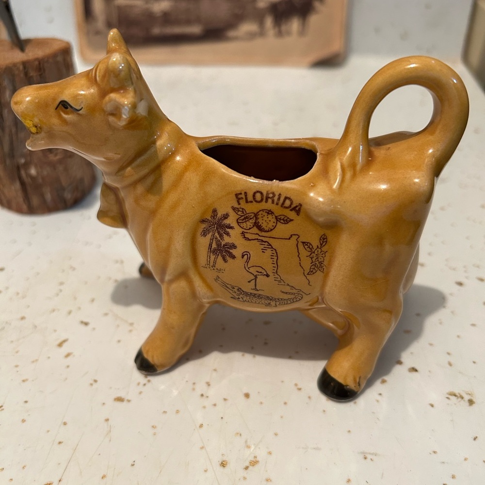 Whimsical Nostalgia: Vintage Japanese Ceramic Florida Cow Creamer